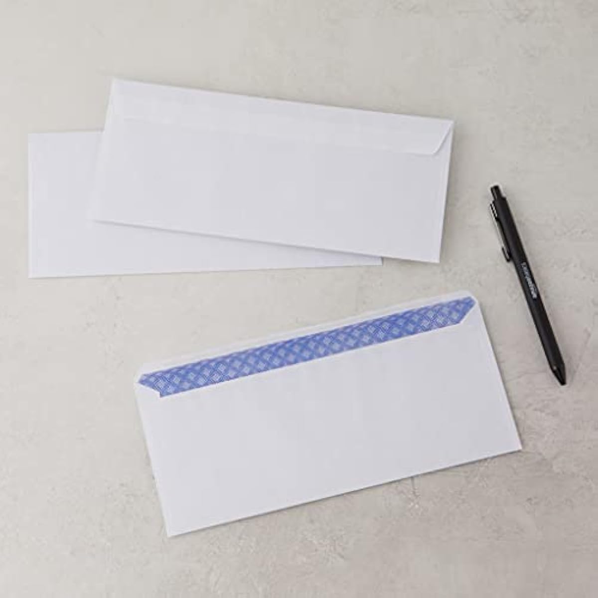 Amazon Basics #10 Security-Tinted Self-Seal Business Envelopes for Documents, Privacy, Home & Office, White, 500-Pack