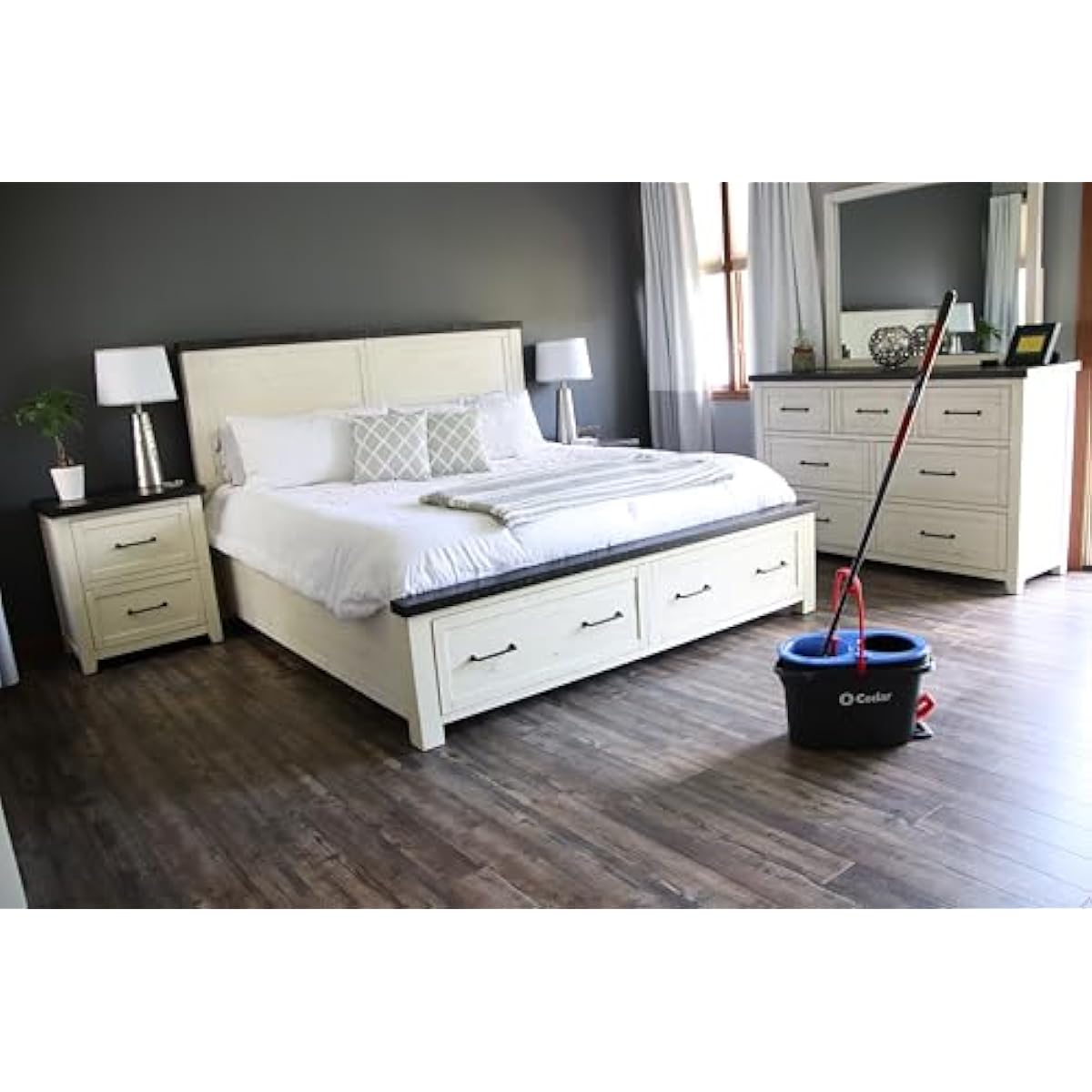 O-Cedar RinseClean Spin Mop & Bucket System | Clean with Water | Removes 99% of Bacteria