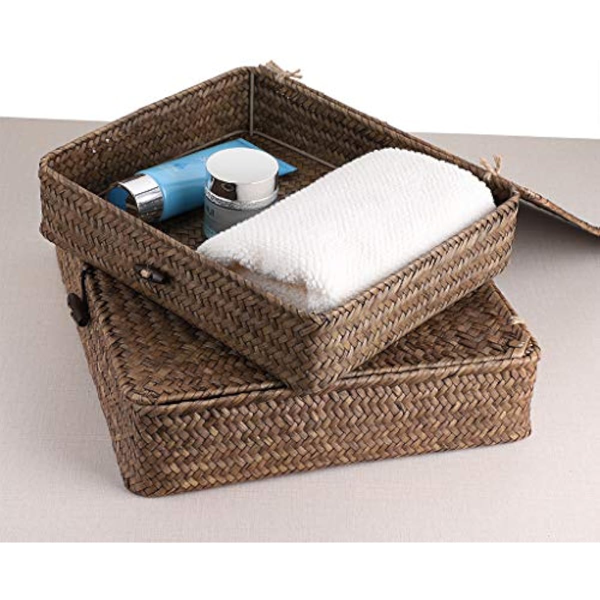 Hipiwe Set of 2 Flat Woven Wicker Storage Bins with Lid Natural Seagrass Basket Multipurpose Home Boxes for Shelf Organizer (Coffee)
