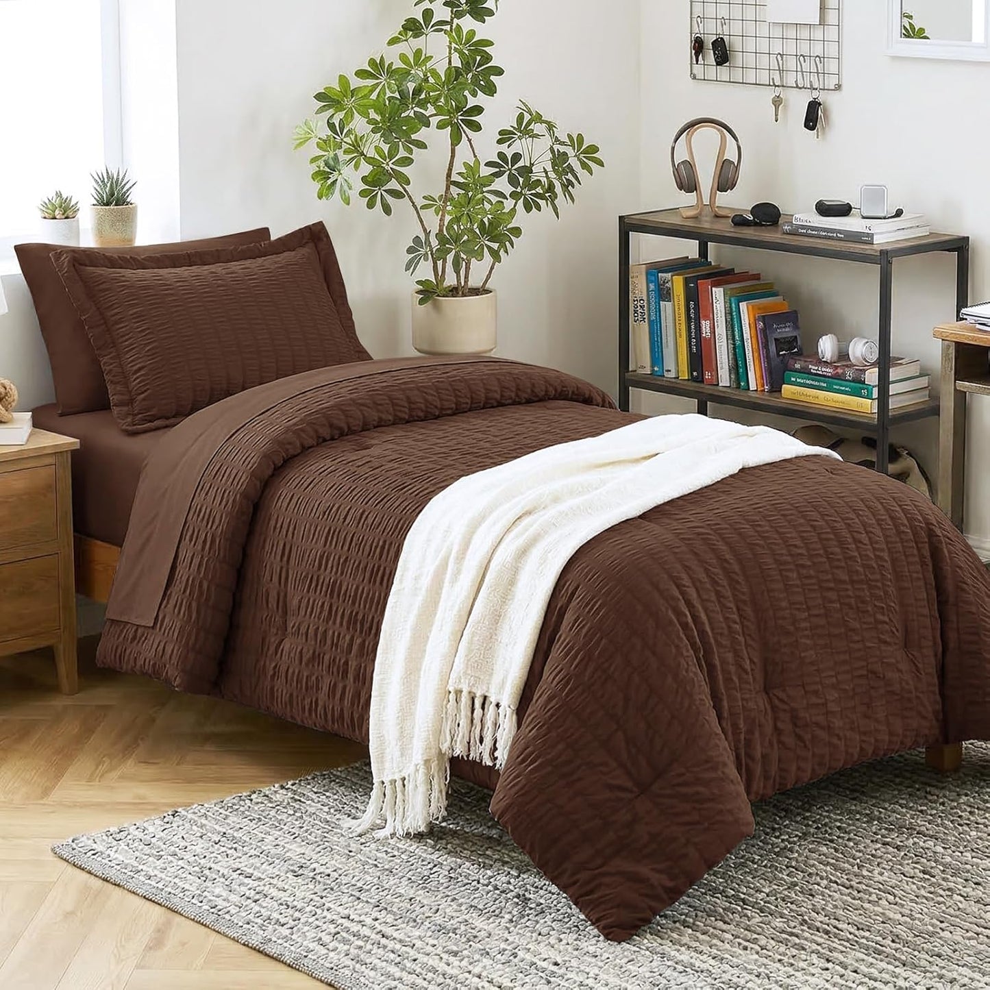 CozyLux Queen Comforter Set White Seersucker 7 Pieces Bed in a Bag Queen Comforter Set with Sheets, Luxury Soft Bedding Set with Down Alternative Comforter, Sheets, Pillowcases & Shams for All Seasons