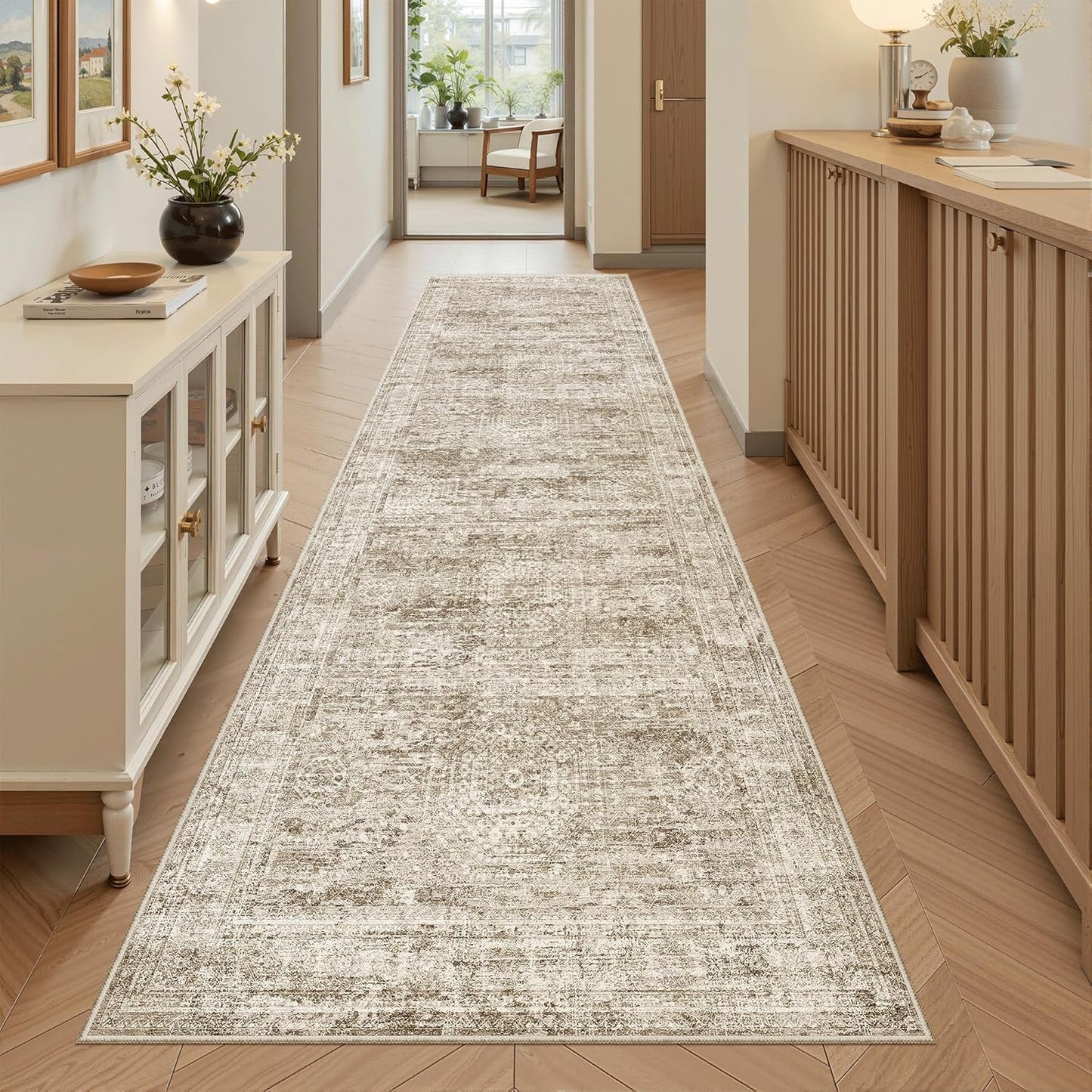 Washable Area Rug 8x10, Large Soft Rugs for Living Room Vintage Beige Carpet 8x10 Area Rugs for Bedroom Dining Room Non-Slip Stain Resistant Under Table Rug